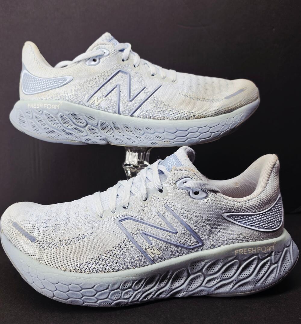 New Balance Women 9 Comfy footwear